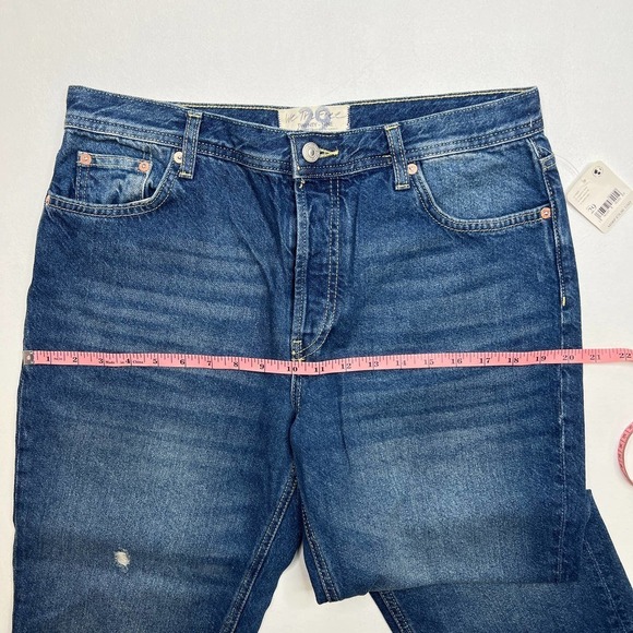 Free People Maggie Mid Rise Straight-Leg Jeans NWT Size 29 - Picture 8 of 12